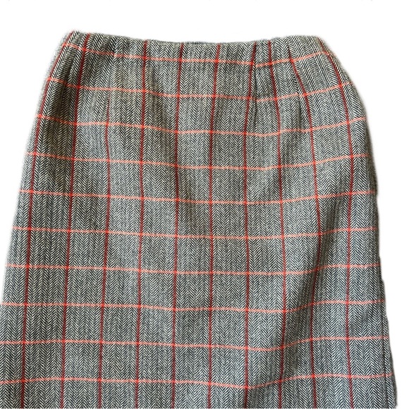 Harve Benard Sport Vintage Plaid Skirt size 8 Fringe gray and red stripes - Picture 2 of 8